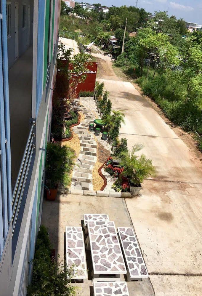 The Rich Home Nakhonratchasima Exterior foto