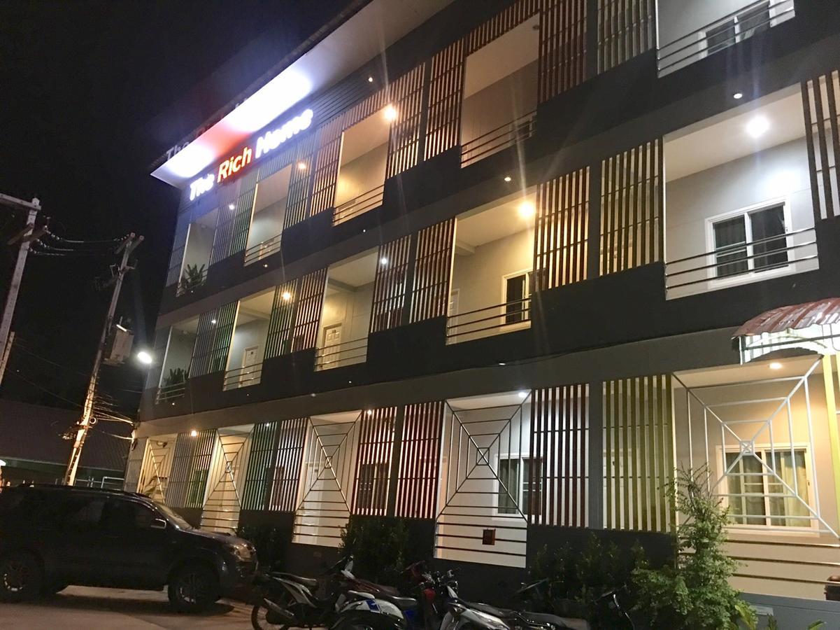 The Rich Home Nakhonratchasima Exterior foto